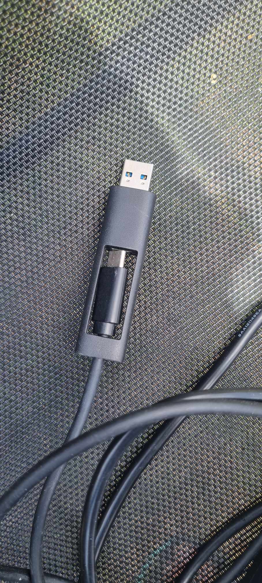 Genuine DELL Docking Stations including charger (Second-hand)