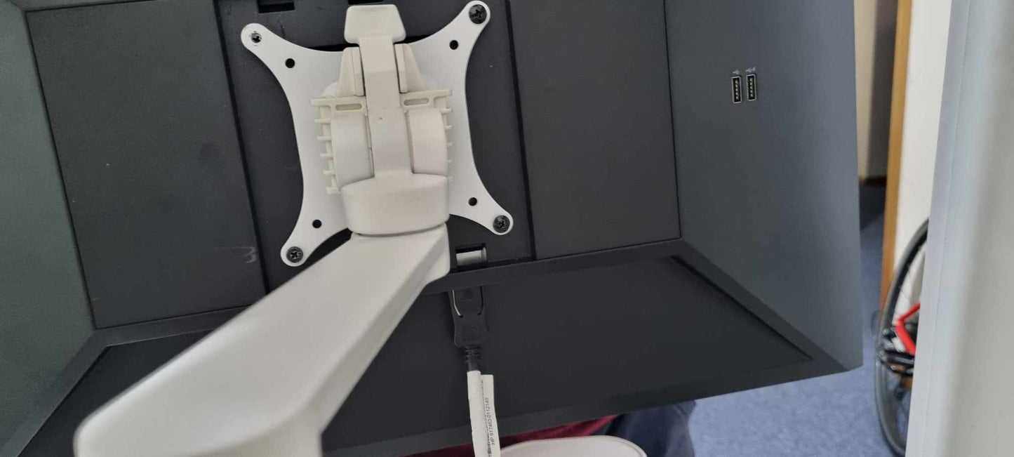 Set of Two HP EliteDisplay E24i G4 Monitors with Dual Monitor Arm – Complete Bundle (Second-Hand)