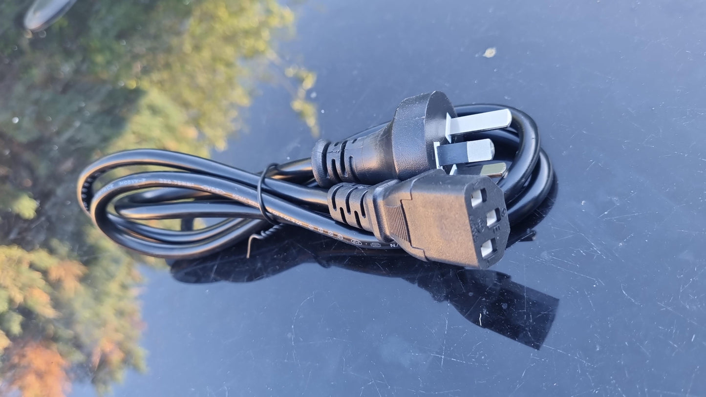 Premium Power Cable - Reliable and Durable Power Solution (Second-Hand)
